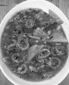 Hot Garlic Red Pepper Squid