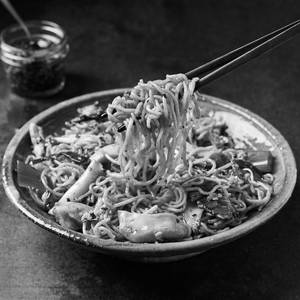 Chicken Schezwan Crispy Noodles