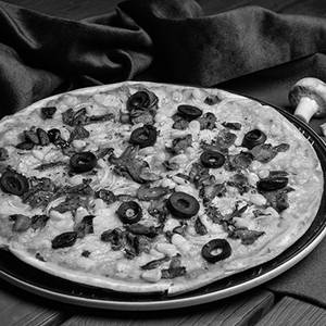 Manali Pizza Medium