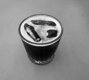 Iced americano [350 ml]