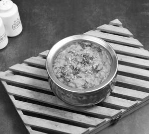 Chicken Reshmi Butter Masala