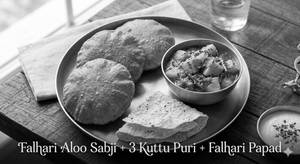 Falhari Aloo Sabji+3 Kuttu Puri + Falhari Papad