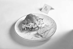 Scrambled Tofu Croissant