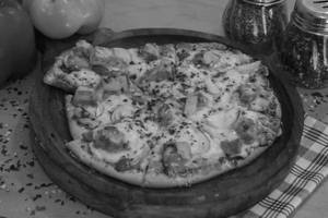 Paneer Makhani Pizza