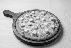 Cheese N Paneer Pizza