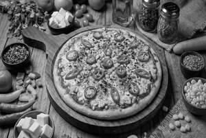 Spicy Mexican Pizza