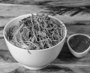 Chicken Schezwan Noodles [online]