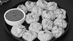 Special Veg Atta Momos