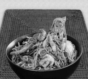 Schezwan Mushroom Noodles