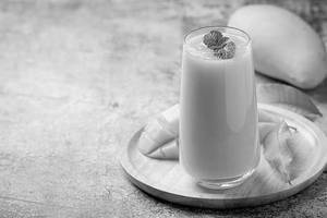 Mango Shake (naturally Sweetened)
