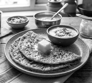 Homely Mix Paratha (2 Pcs)