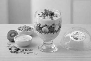 Fruits & Greekyogurt Parfaits
