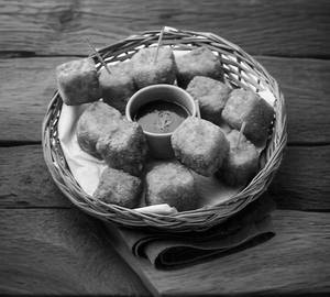 Paneer Pops [8 Pieces]