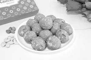 Moong Ladoo