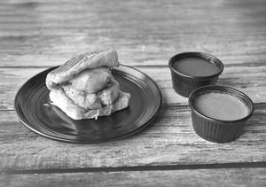Regular Jain Vada Pav
