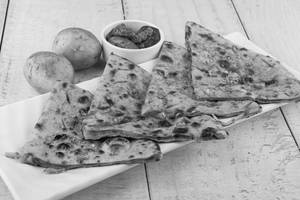 Paneer pyaaz stuffed paratha