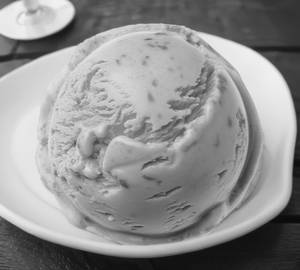 Strawberry ice cream