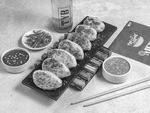 Paneer Pan-fried Momos