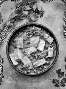 Matar Paneer No Onion- Garlic