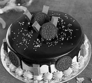 Kitkat chocolate cake