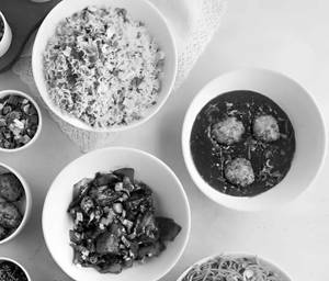 Veg Manchurian With Fried Rice - Noodles