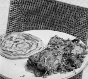 Egg Paratha (2pcs) With  Chicken Curry(2pcs)