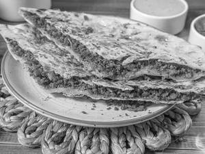 Veg Keema Naan With Salan