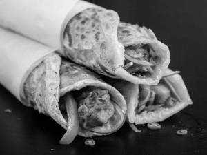Egg Chicken Tikka Roll