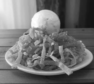 Honey noodles with ice cream