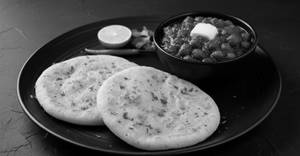 Chola Kulcha (2)