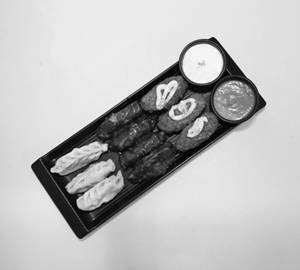 Veg momo platter