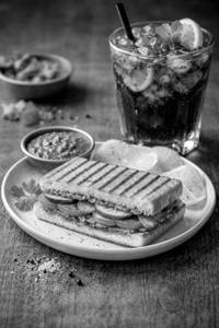 Classic Sandwich + Cold drink 