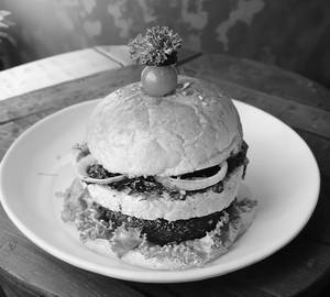 Barbeque Mushroom Sauce Burger