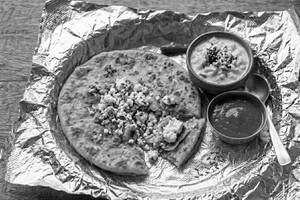 Paneer Paratha [1 Piece]