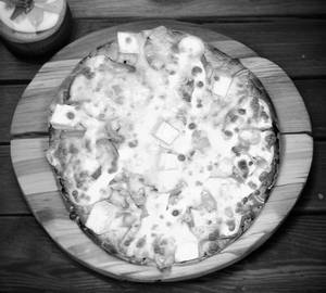Capsicum paneer onion Pizza (8 inch)