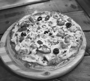 Cheese burst pizza