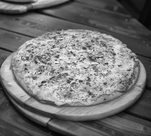 Margherita pizza