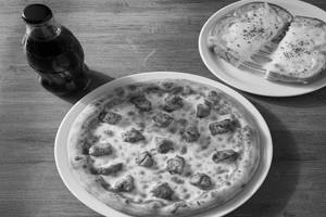 Chicken Small Pizza Combo