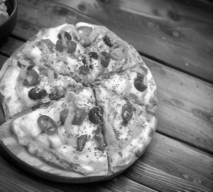 Veg.Exotica Pizza