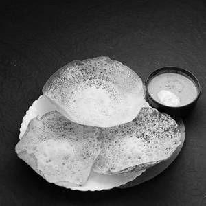 3 Appam + Egg