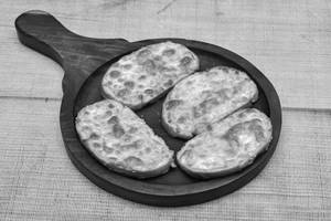 Garlic Bread With Cheese