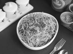 Veg Hakka Noodles