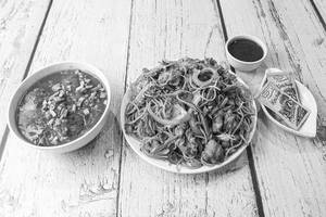 Woak Tossed Chicken Noodles