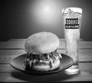 Spicy Salsa Burger + Any Mojito