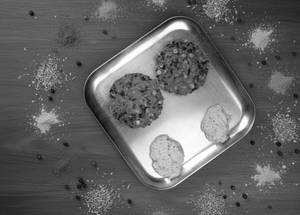 Dal Vada (2 Pieces)