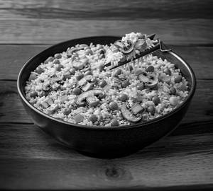 Matar mushroom fried rice [non veg]
