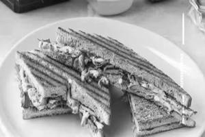 Chicken Tikka Grilled Sandwich
