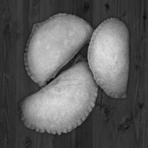 Mava Dry Fruits Dry Gujiya 6 Nos