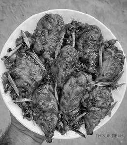 Chicken Tandoori Momos [8 Pieces]
