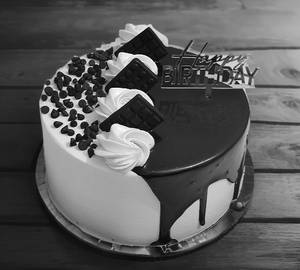 Chocolate cake (500gm)